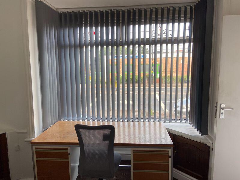 6 bedroom terraced house for rent