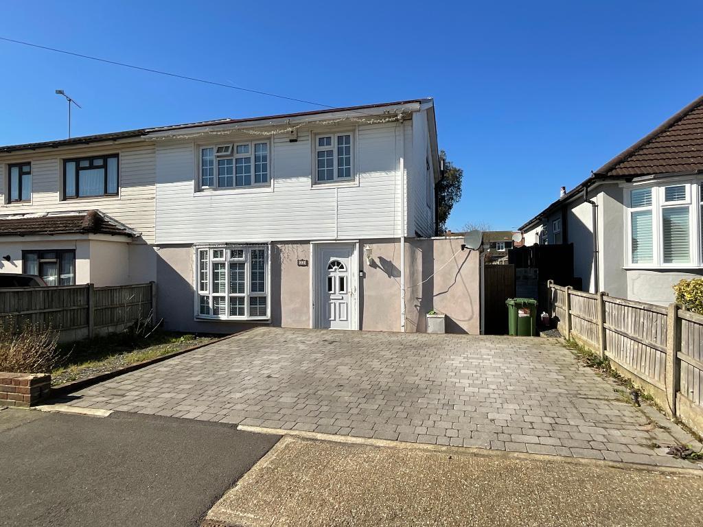 Main image of property: Kempton Avenue, Hornchurch, Essex, RM12 6ED