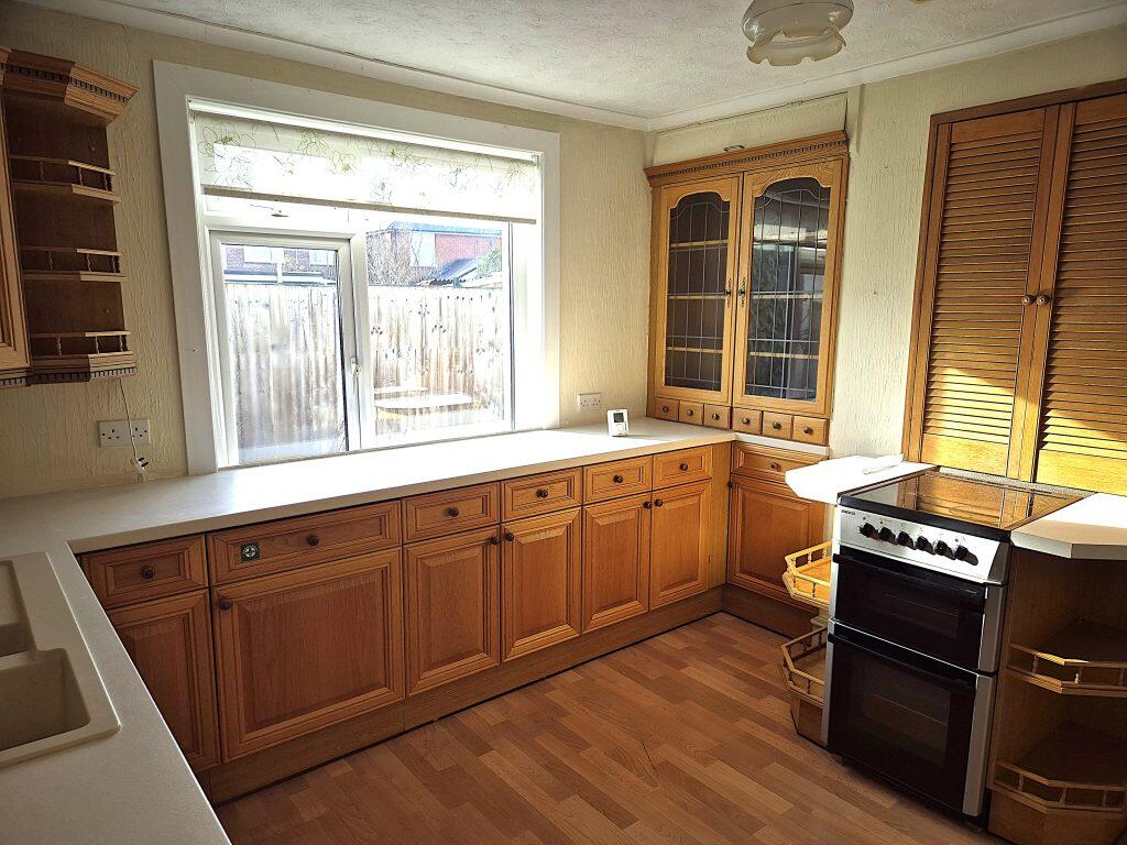2 Stannington Crescent, Totton, Southampton, SO40 3QB photo 3