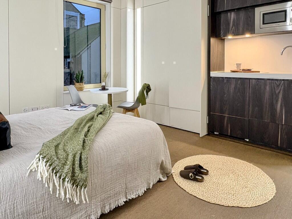 Apartment in London - View 4