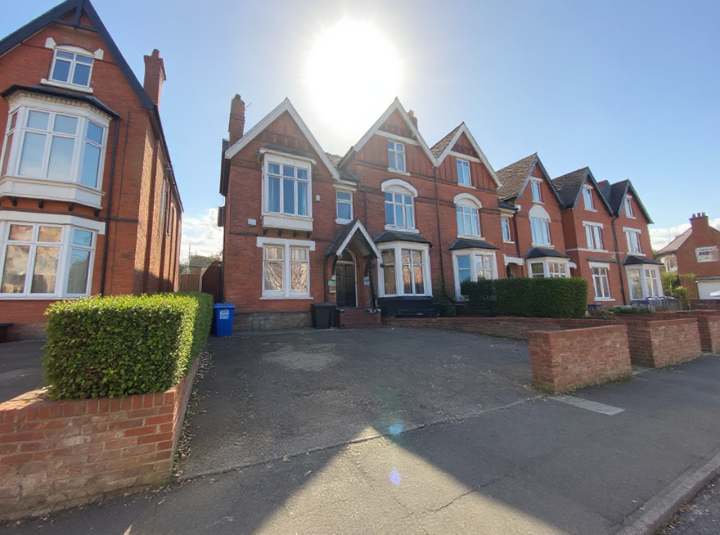 Main image of property: Oxford Road, Birmingham, B13