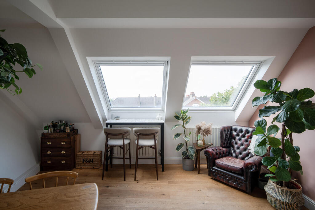 Apartment in London - View 4