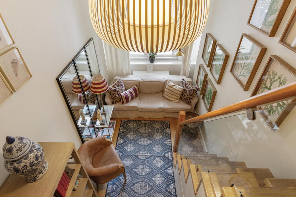 Main image of property: Queen's Gate, London, SW7 5