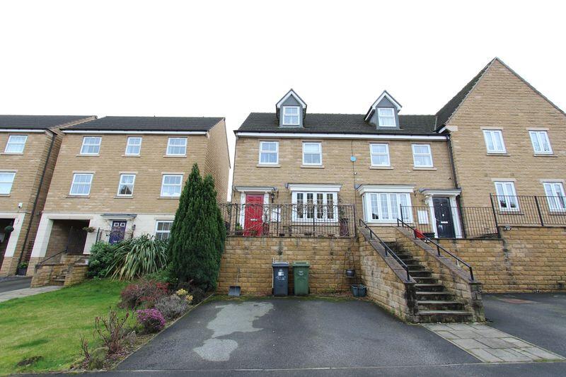Main image of property: Jilling Gardens, Dewsbury
