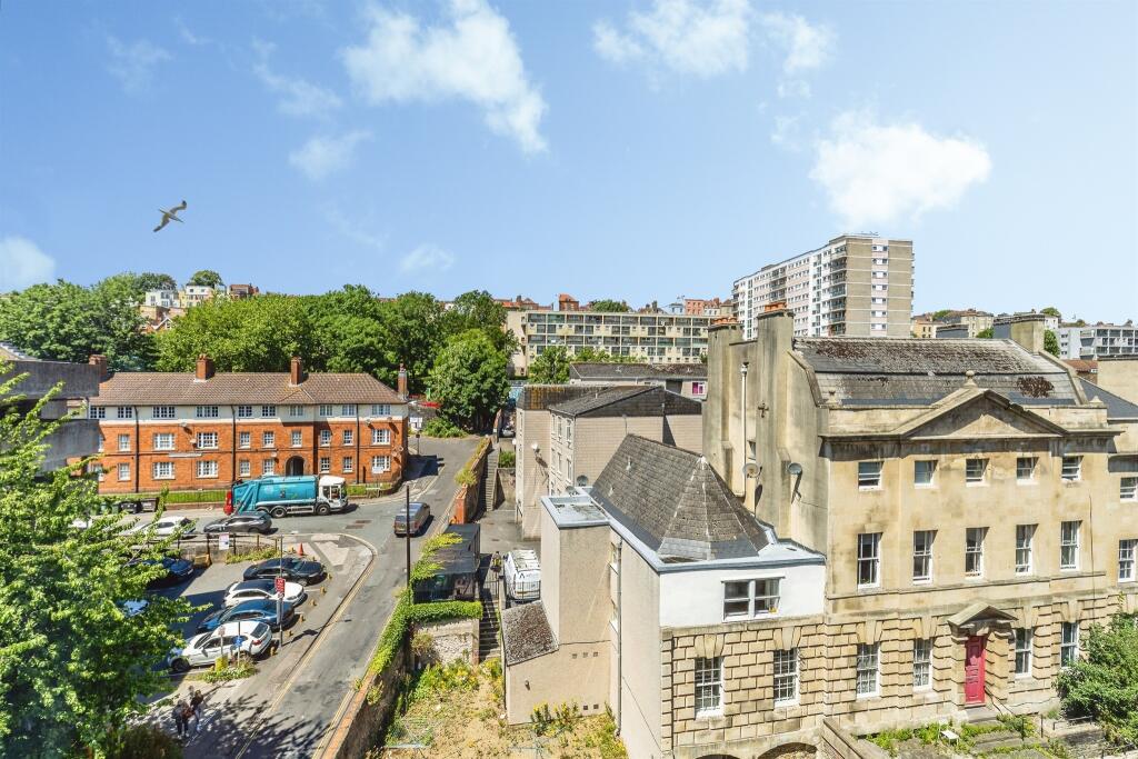 Montague Street, Bristol photo 3