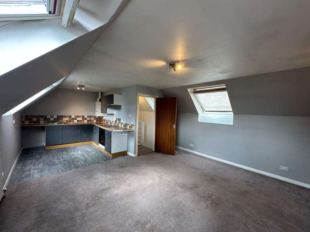 House in Perth - View 3