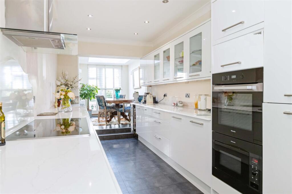 Heene Terrace, Worthing photo 2