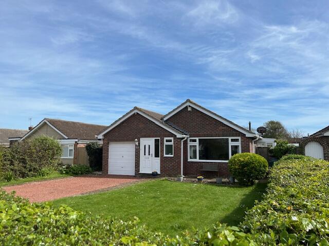 4-bed detached on Sunnymead Drive, Selsey, £595,000