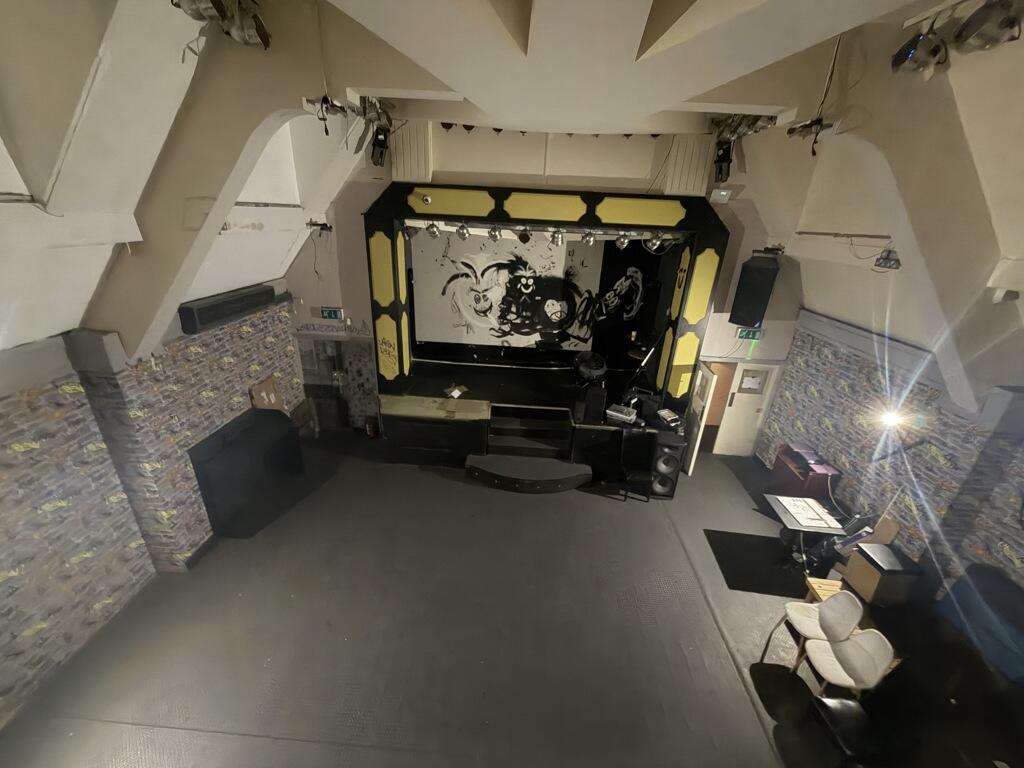 Photo 4