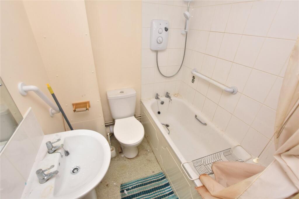 House in Leeds - View 5