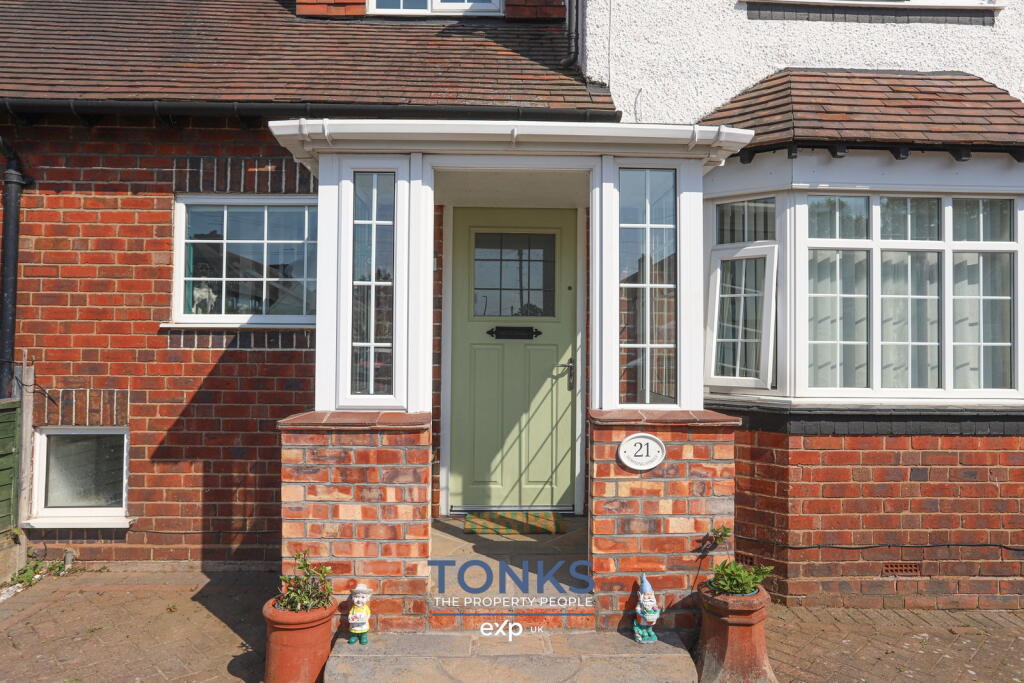 House in Dudley, West Midlands - View 2