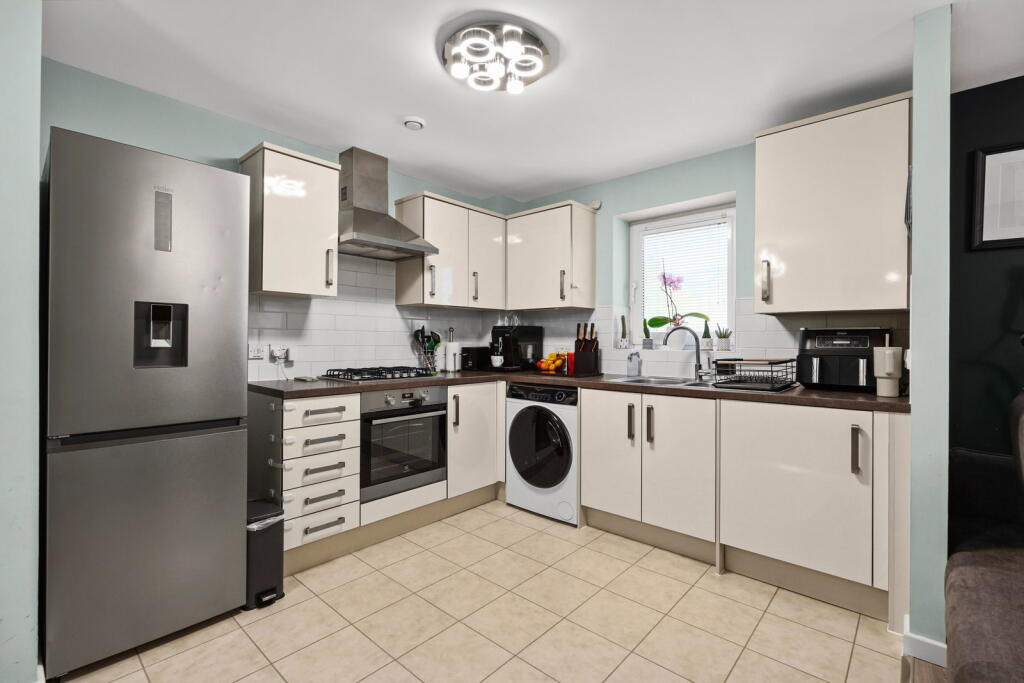 Apartment in Milton Keynes - View 4
