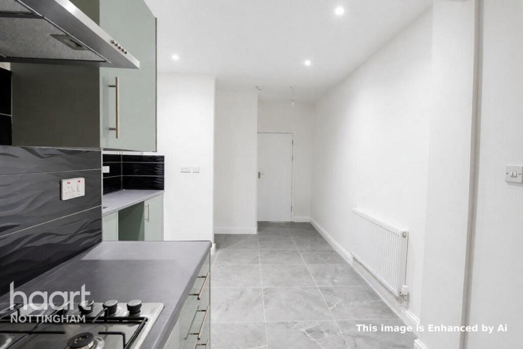House in Nottingham - View 5