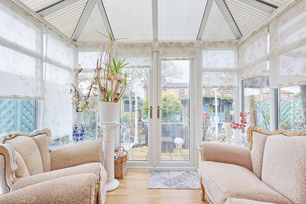 House in Romford - View 4
