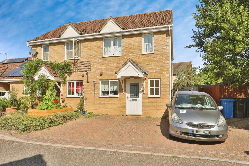 2-bed terraced on Pollywiggle Close, Norwich, £220,000