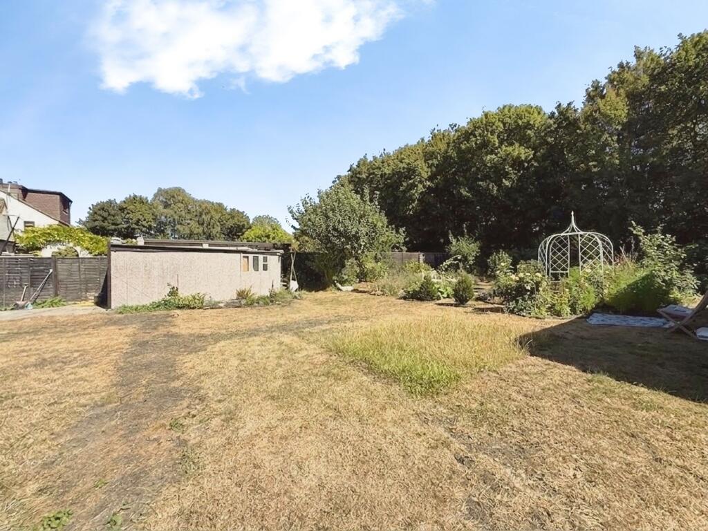 House in Tonbridge - More