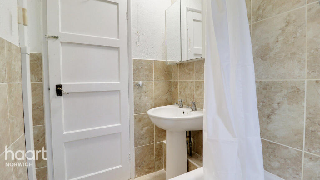 Main image of property: Rolleston Close, Norwich