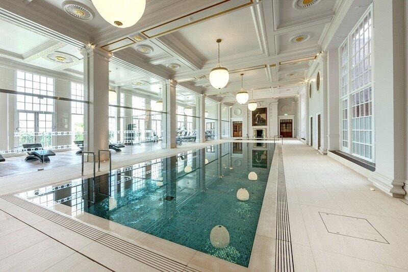 Apartment in London, Petersham - More