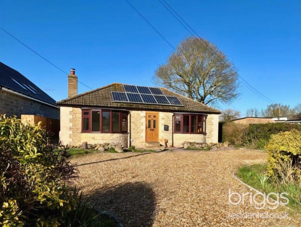 3-bed detached on Pingle Lane, Northborough, Market Deeping, PE6, £350,000