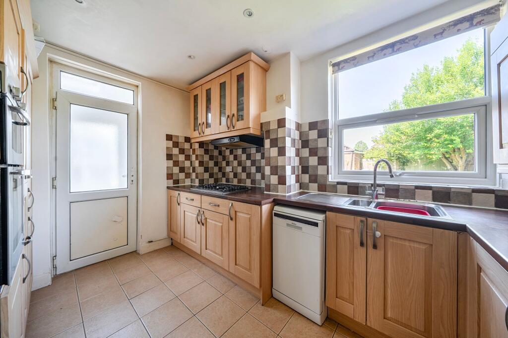 House in London - View 5