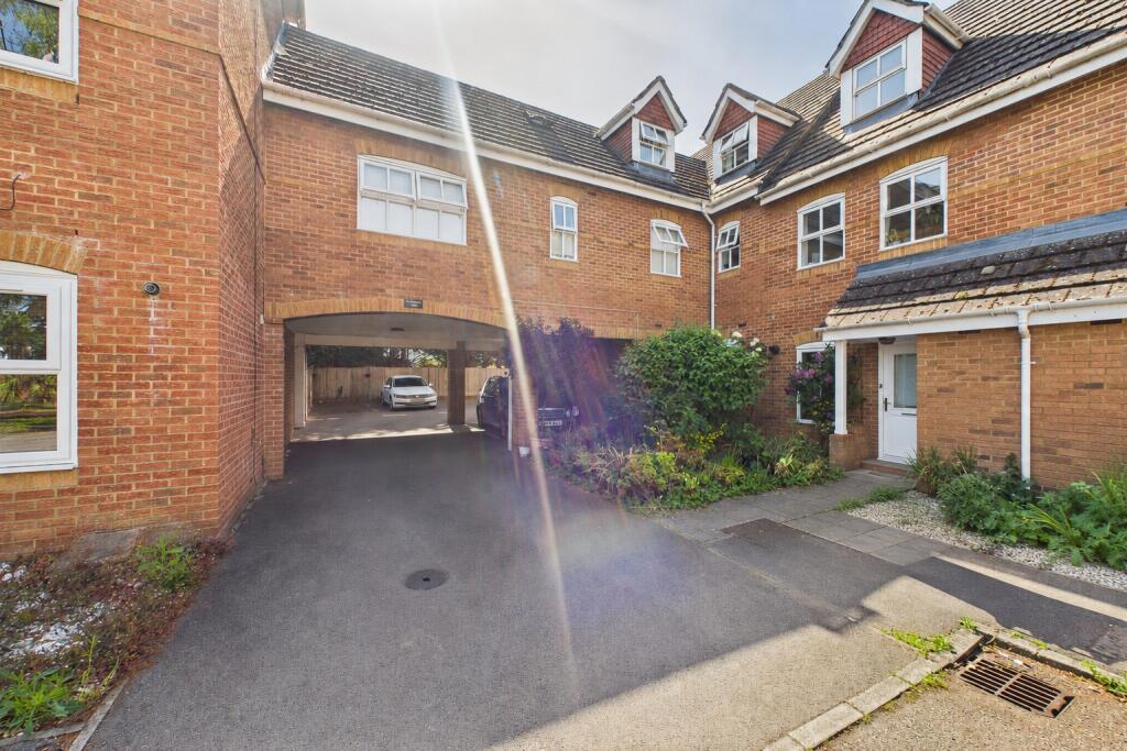 Main image of property: Bevan Gate, Bracknell, Berkshire, RG42