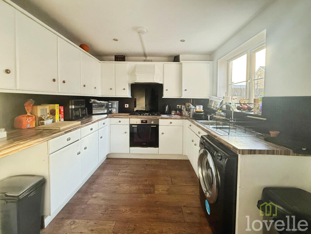 Main image of property: Heron Drive, Gainsborough, DN21