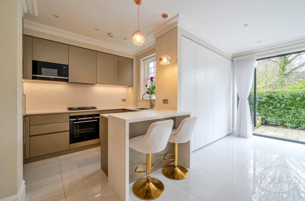 Stoke Road, Cobham, Surrey, KT11 - View 4