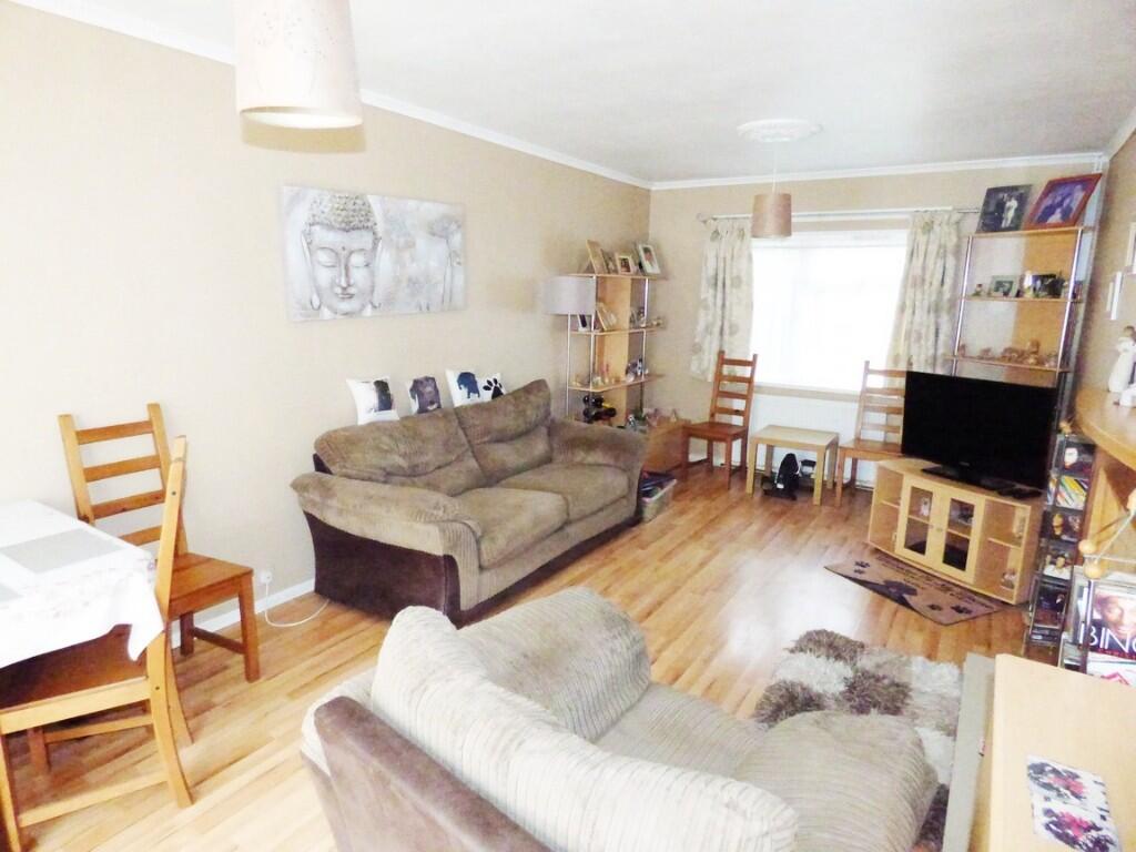 St. Catherines Drive, Leeds, West Yorkshire, LS13 photo 4