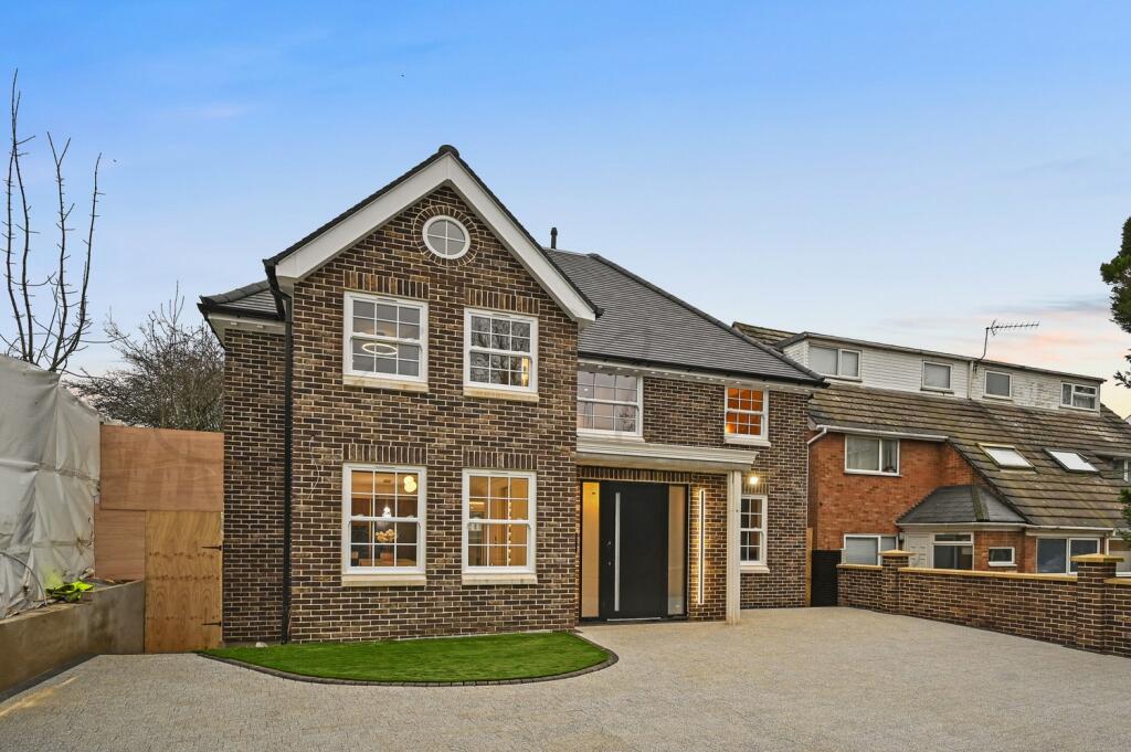 Main image of property: Oakleigh Road, Southgate, N11