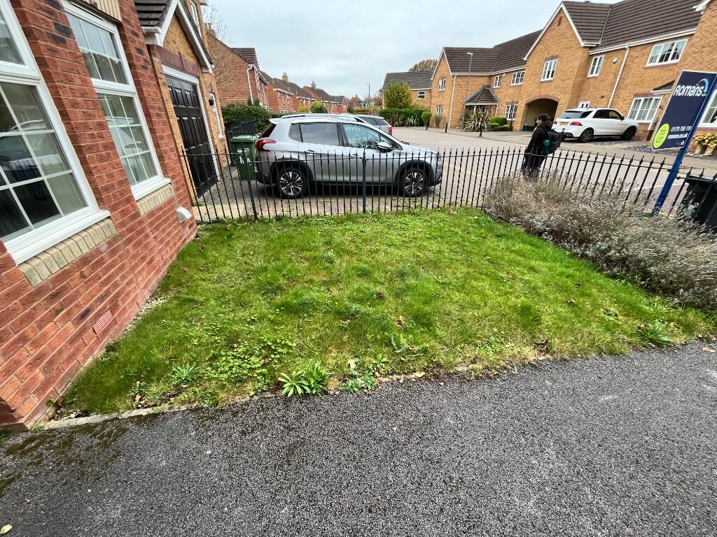 1 bedroom house share for rent