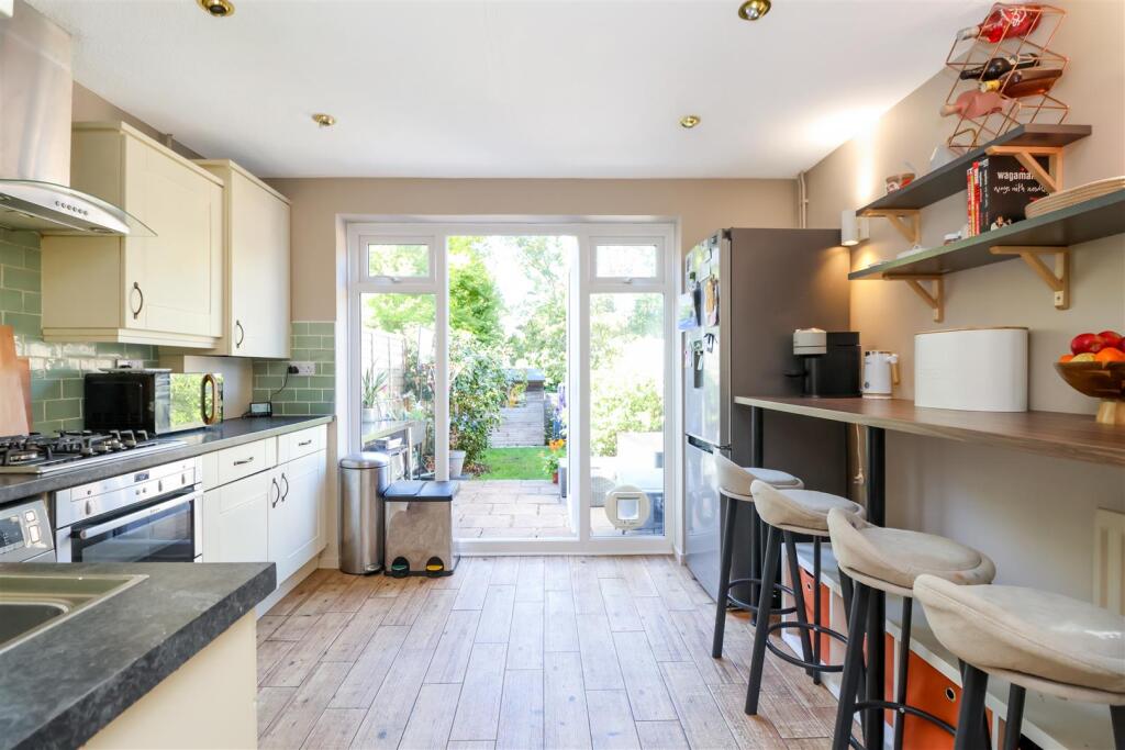 House in Horsham, West Sussex - View 5