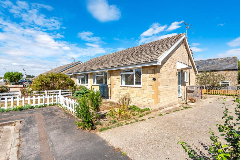 House in Gloucester - View 2