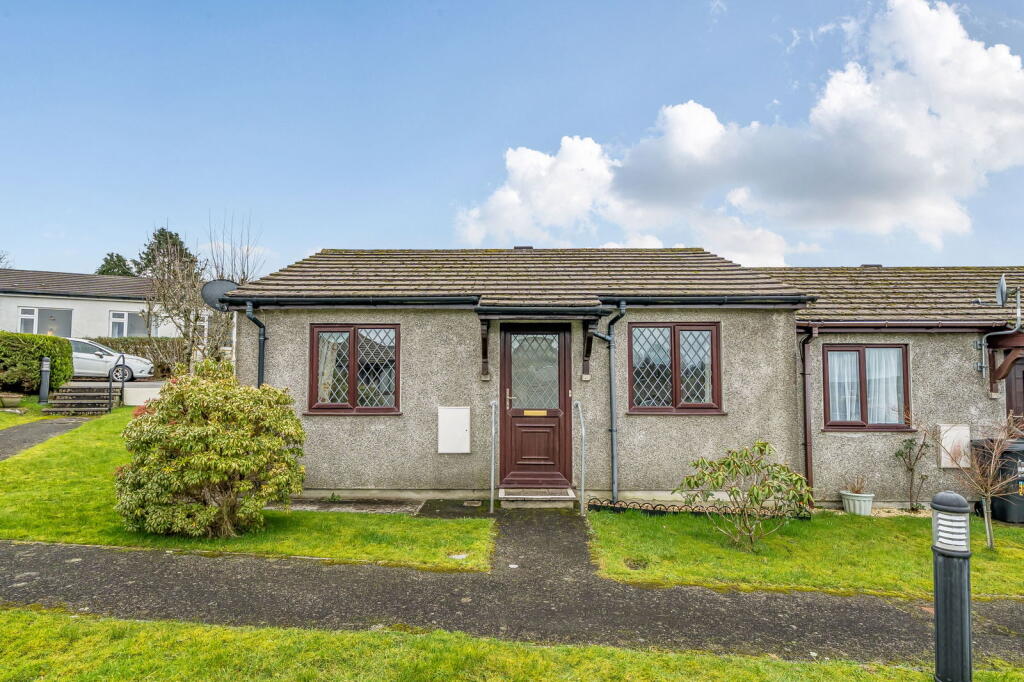 1-bed bungalow on St. Therese Close, Callington, PL17, £125,000