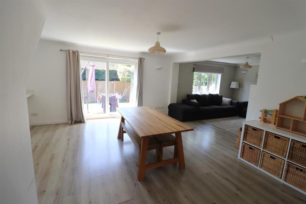 House in London - View 5