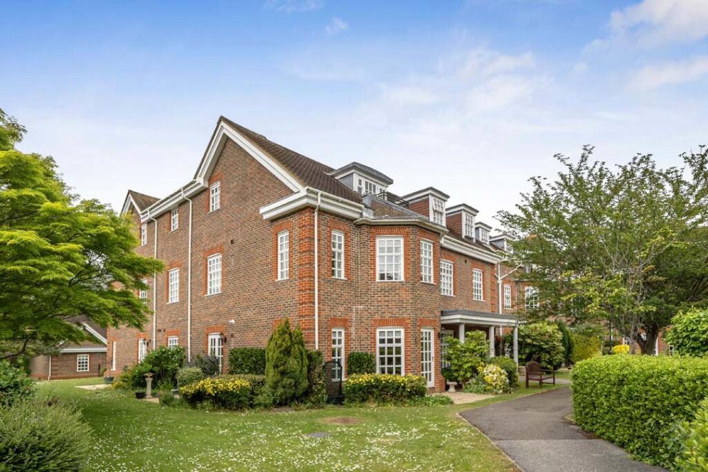 Main image of property: Farmery Court, Castle Village, Berkhamsted, Hertfordshire, HP4