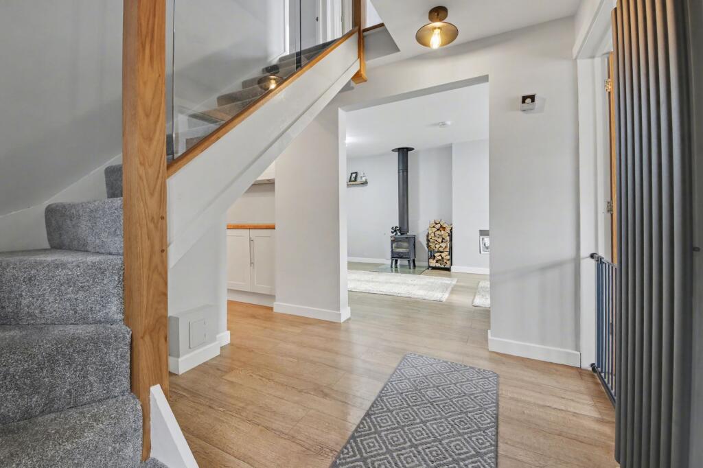 House in Southampton - View 5