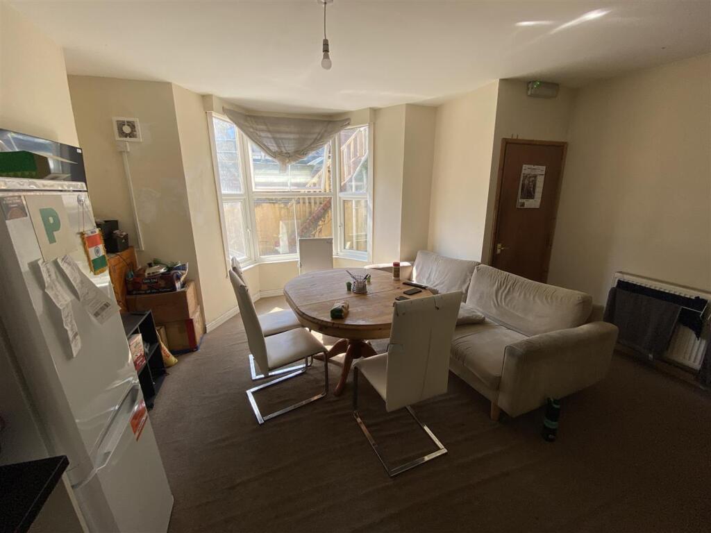 Main image of property: Broadway, Pontypridd