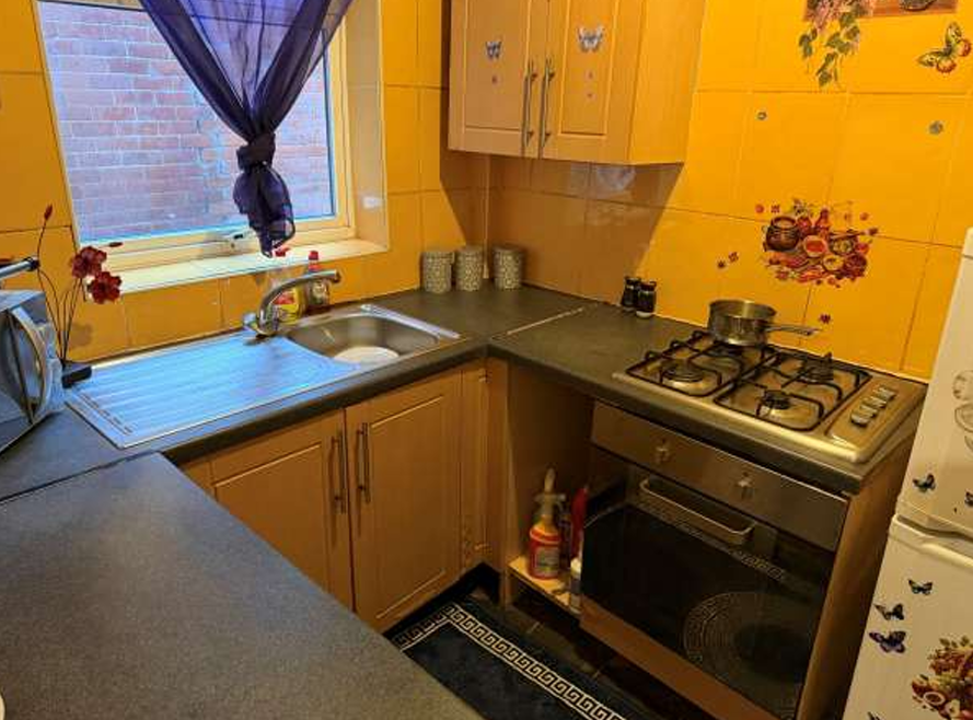 Apartment in Sheffield - View 5