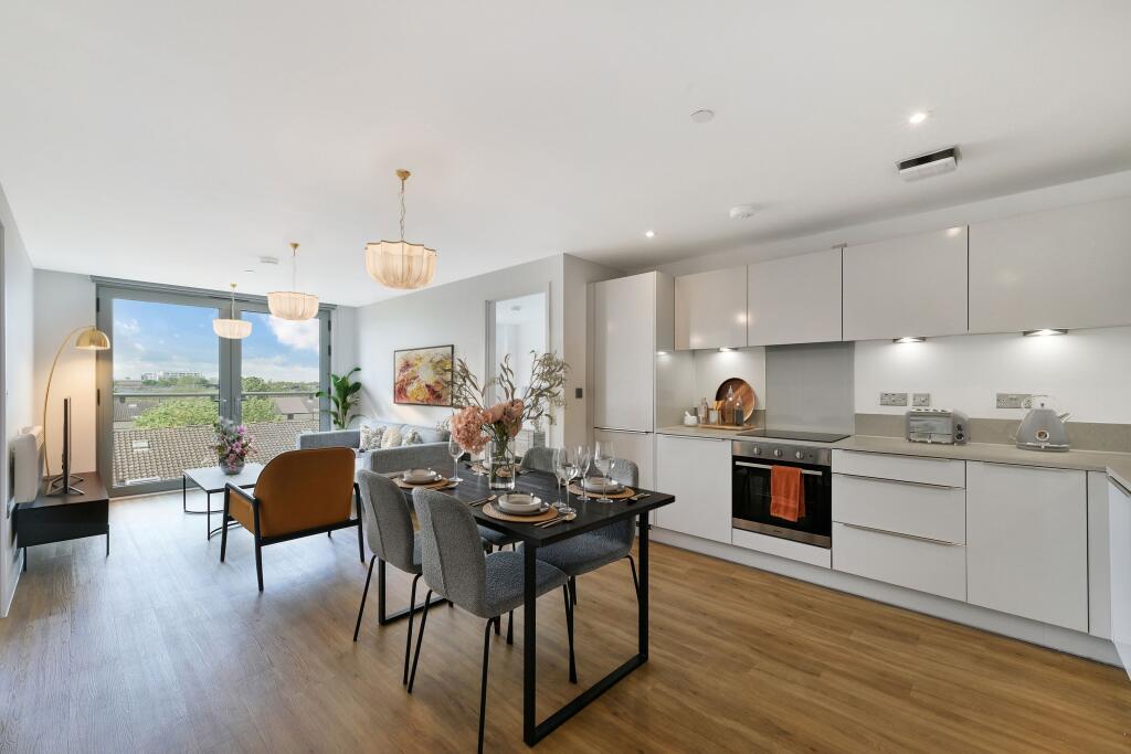 Main image of property: Solstice Apartments, Milton Keynes Milton Keynes MK9