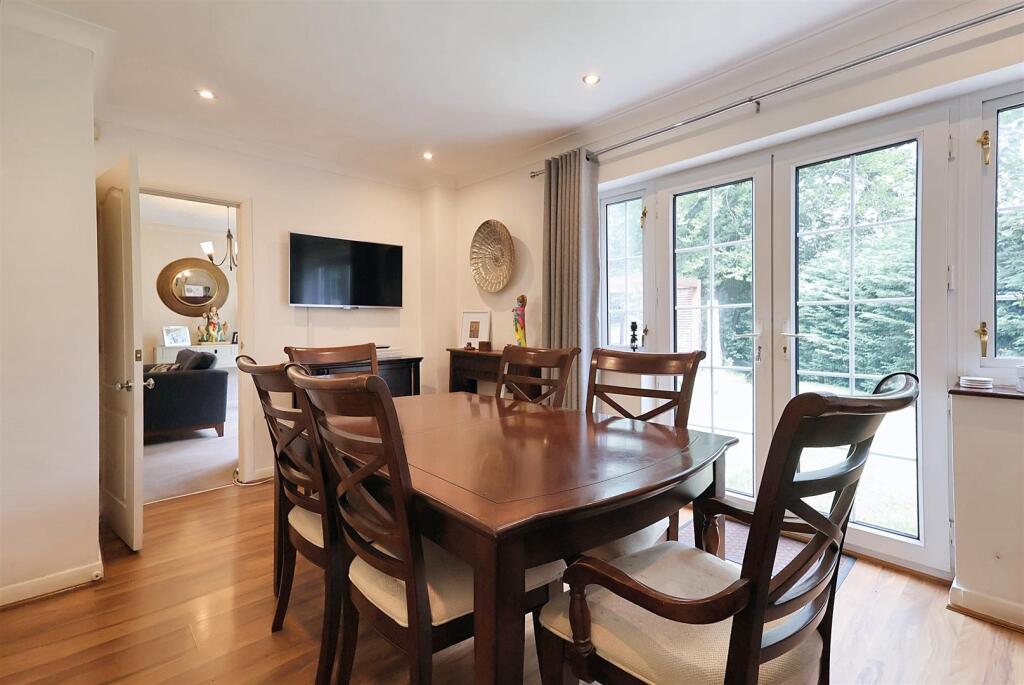 House in Nottingham, Sherwood - View 4