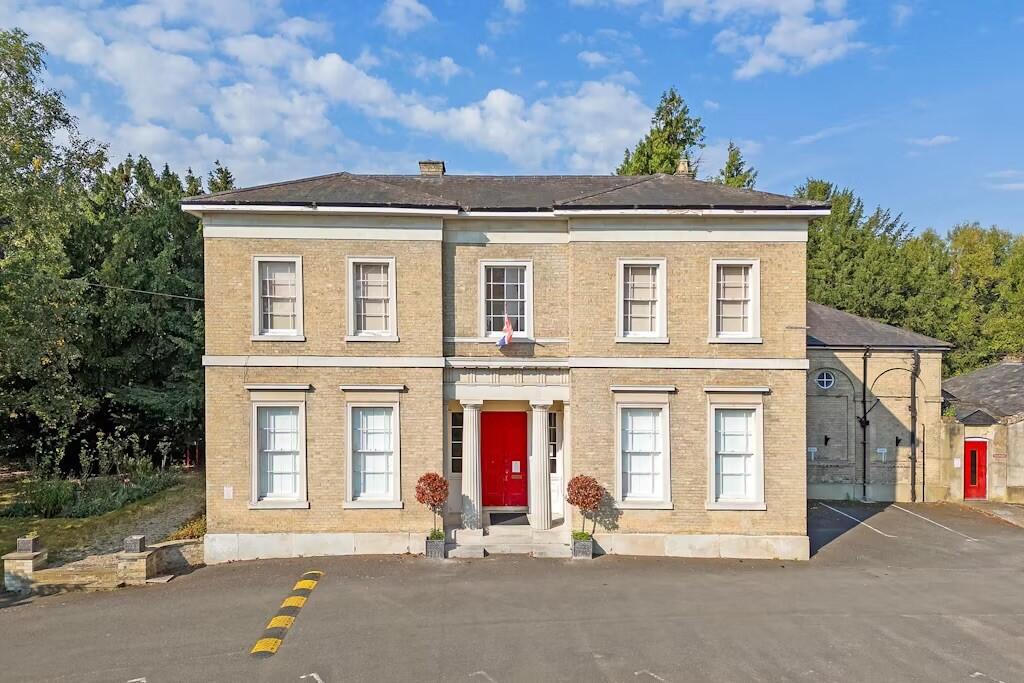 Main image of property: Broomfield Place, 189 Main Road, Broomfield, Chelmsford, Essex, CM1 7EQ