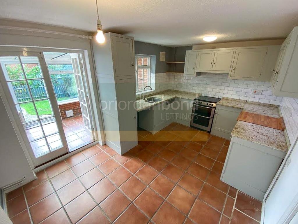 House in Long Buckby, West Northamptonshire - View 2