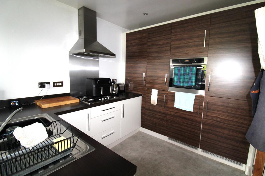 Apartment in Preston - View 2