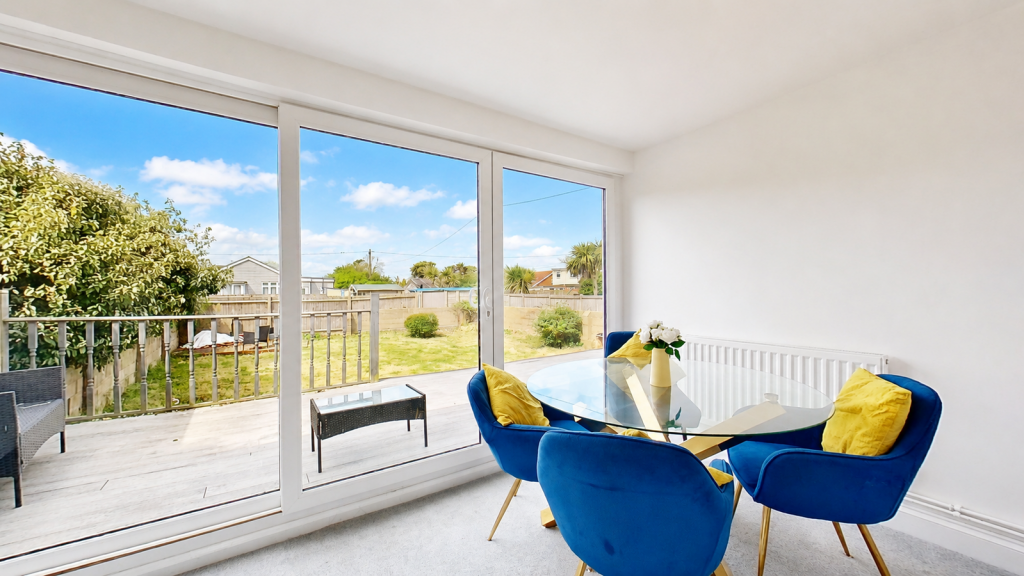 House in Tonbridge - More