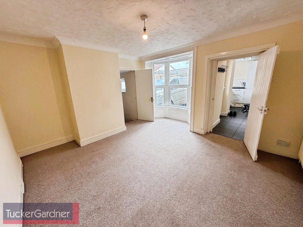 House in Ipswich - View 5