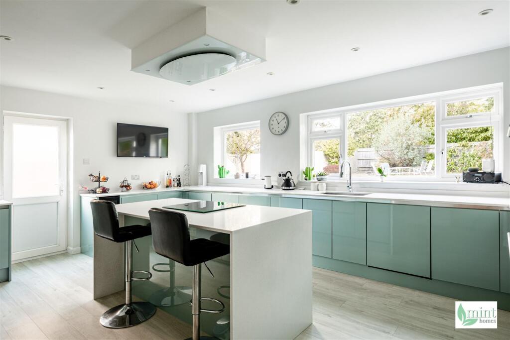 House in Guildford - View 5