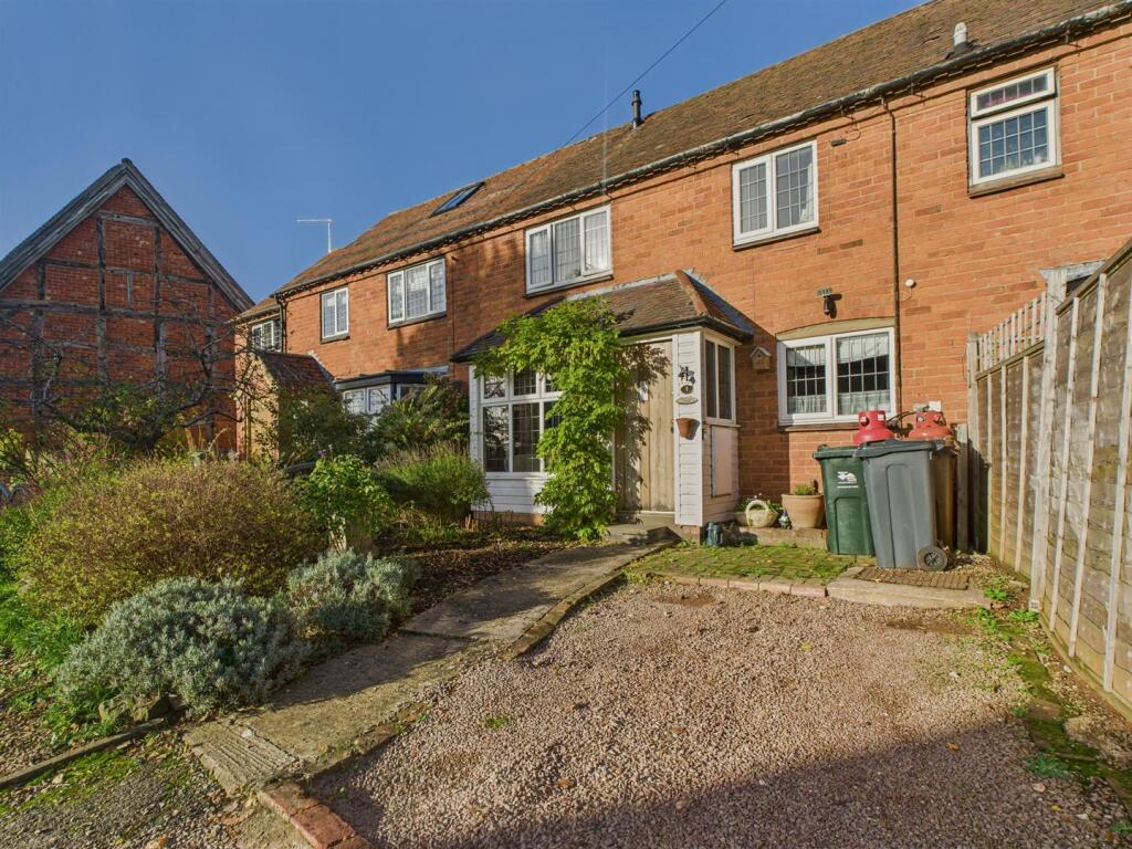 Main image of property: Baughton, Worcester