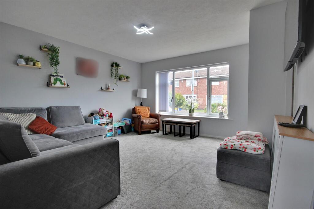 House in Hull - View 3