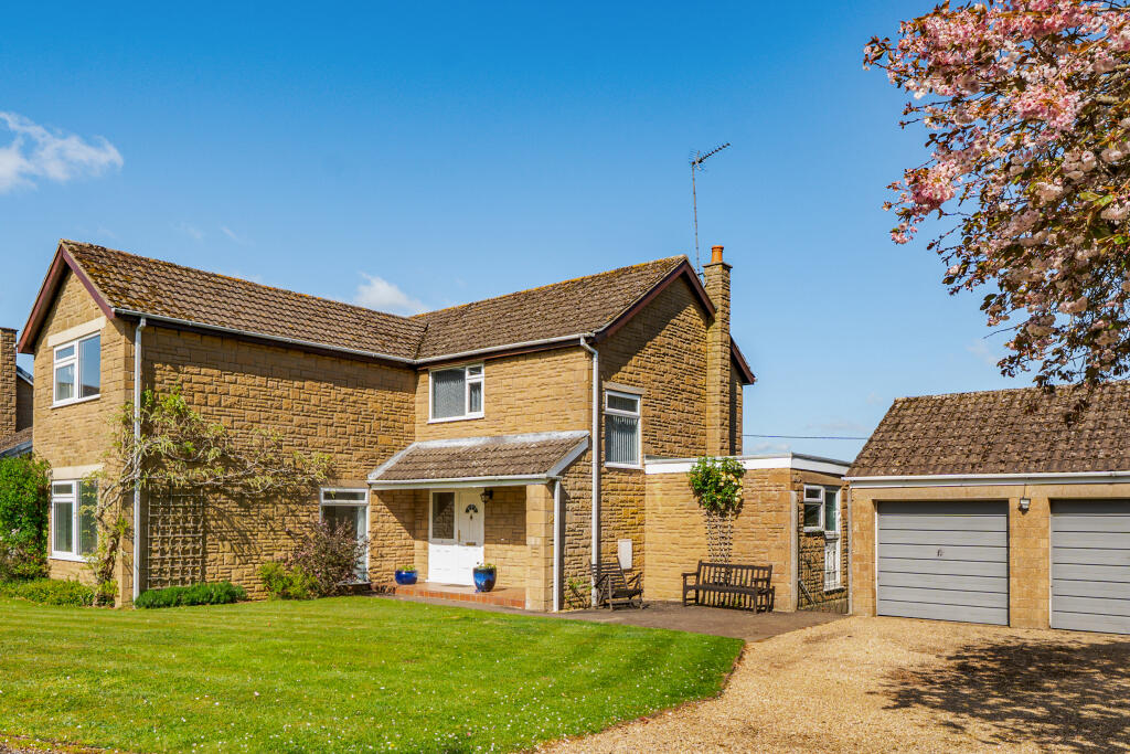 Main image of property: Manitoba Place, Eydon, NN11