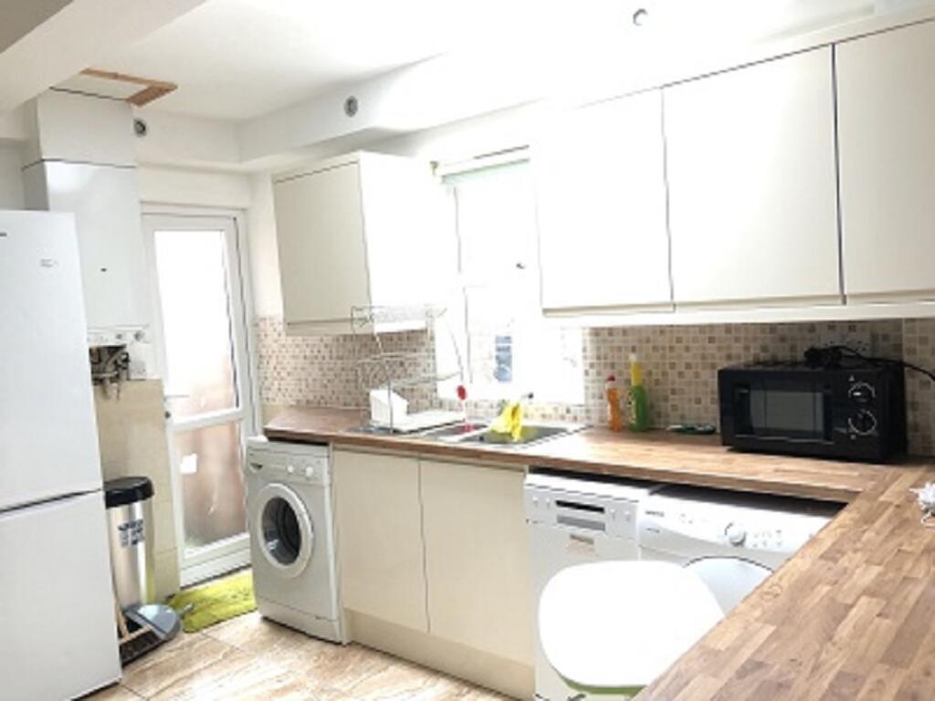 2 bedroom terraced house for rent